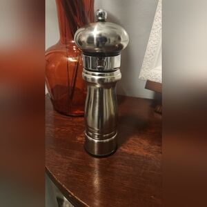 William Bounds Ltd Stainless-Steel Pepper Grinder. 8.5"